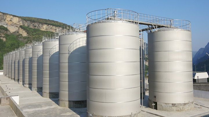 chemical storage tank 1