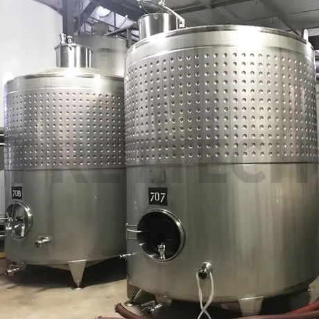 pump over fermentation tank with cooling jacket (1).jpeg