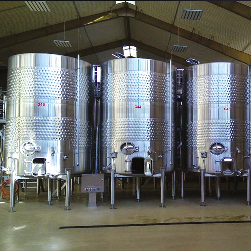 pump over fermentation tank with cooling jacket (12).jpg